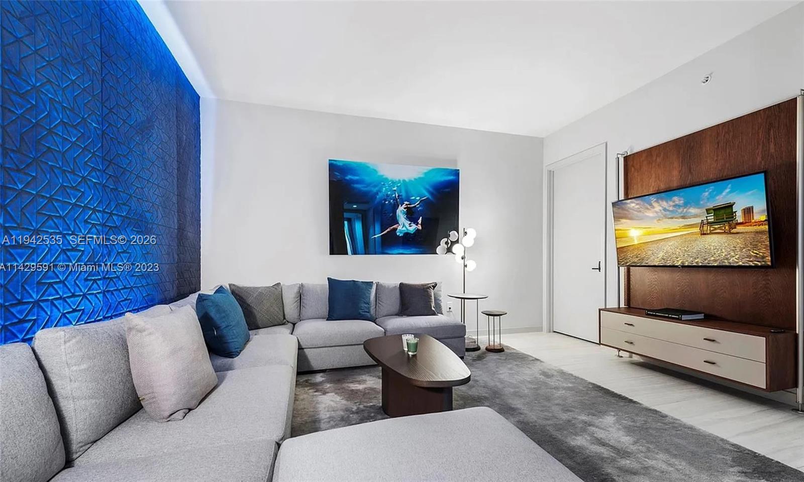 PARAMOUNT MIAMI WORLDCENT - Residential