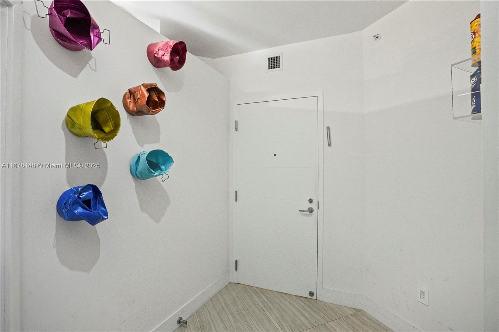 THE HARBOUR NORTH CONDO - Residential