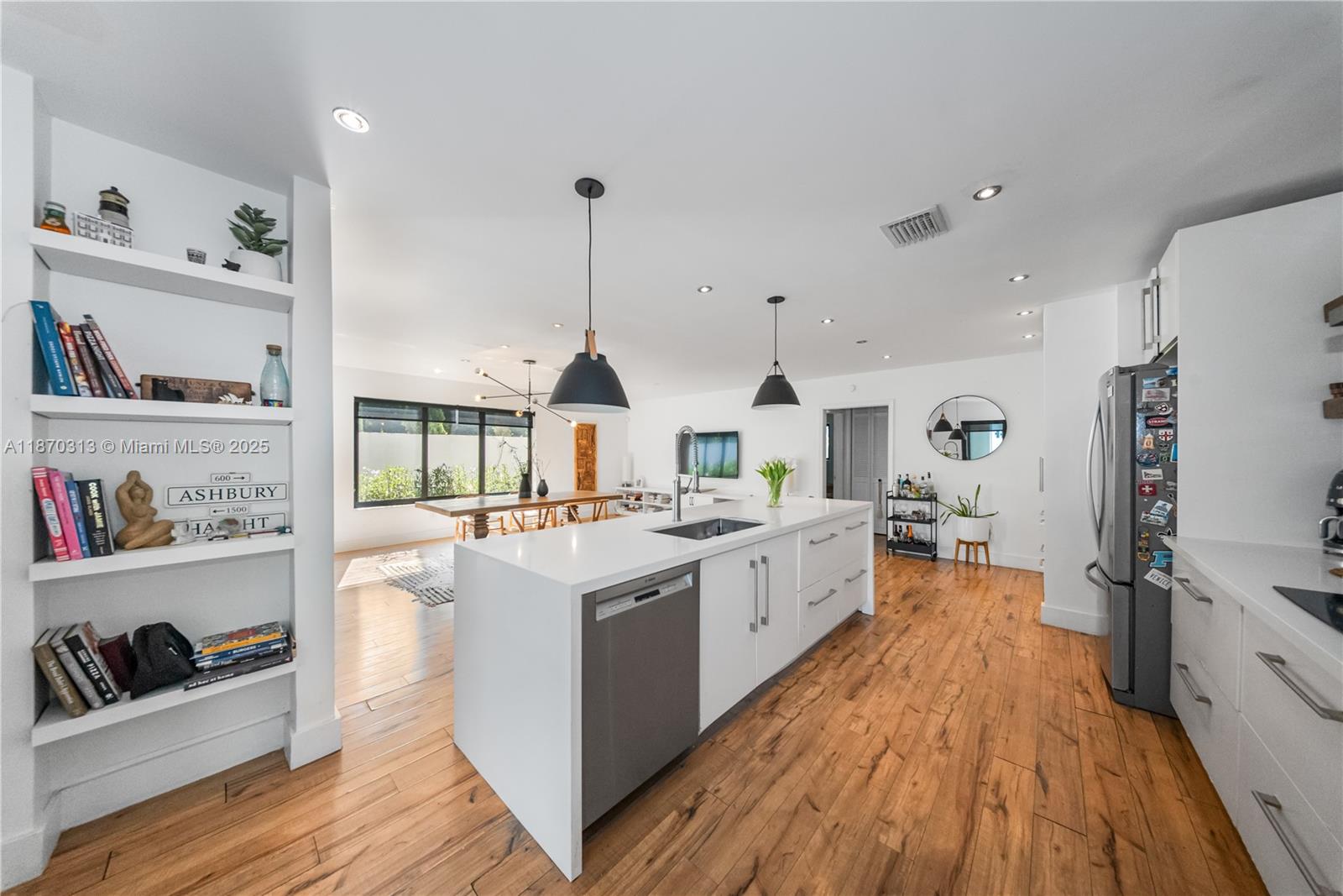 MARAL ESTATES SEC 3 - Residential