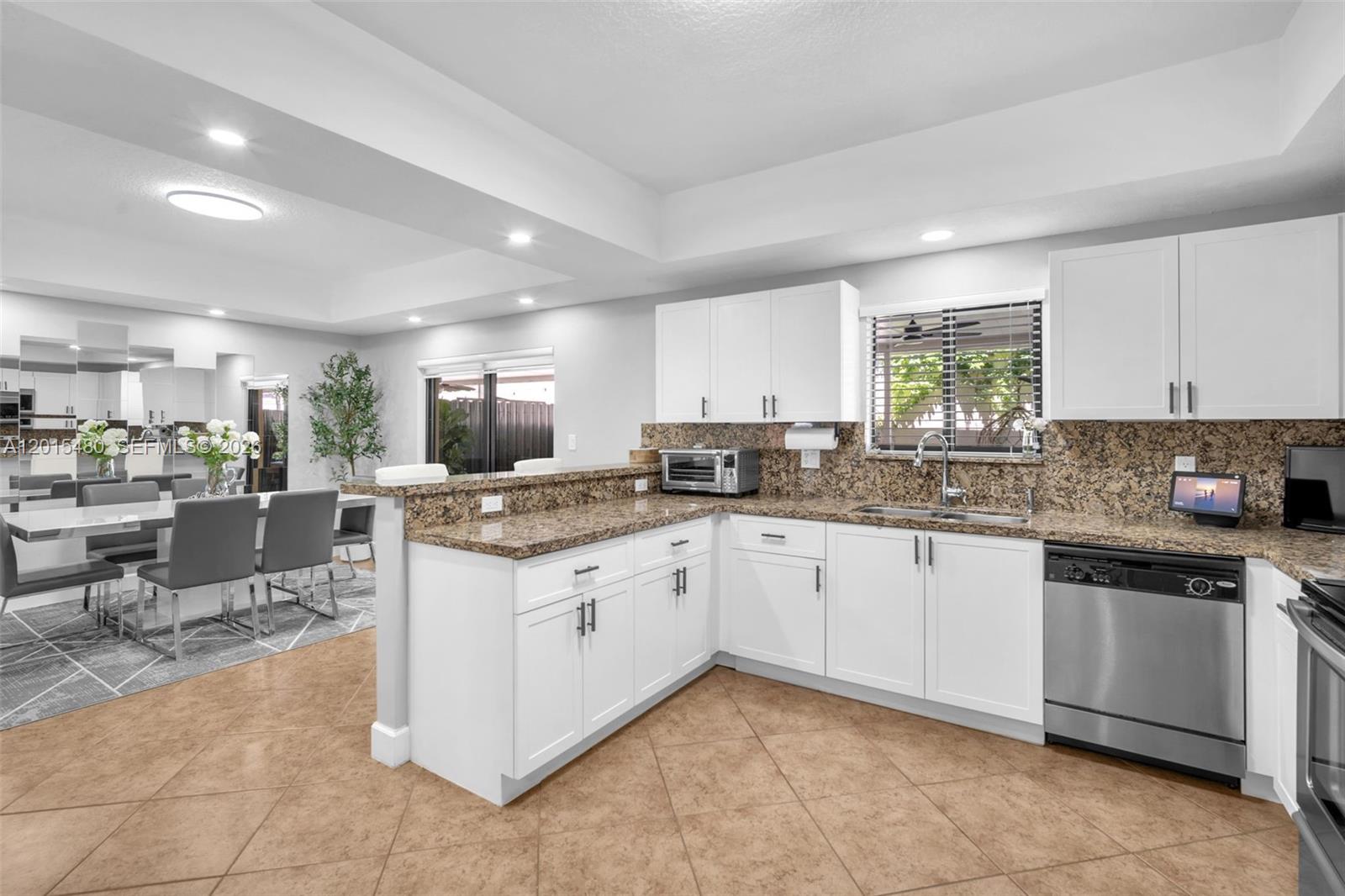 KASALTA VILLAS CONDO - Residential