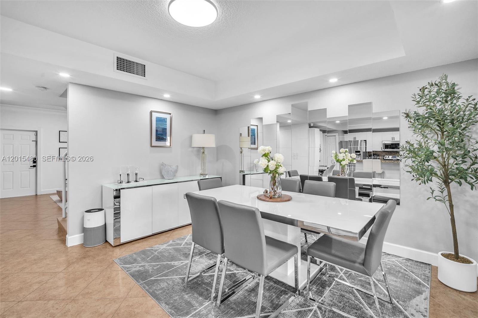 KASALTA VILLAS CONDO - Residential