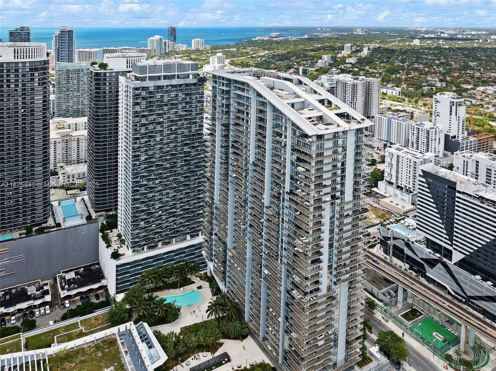 RISE CONDO - Residential Lease
