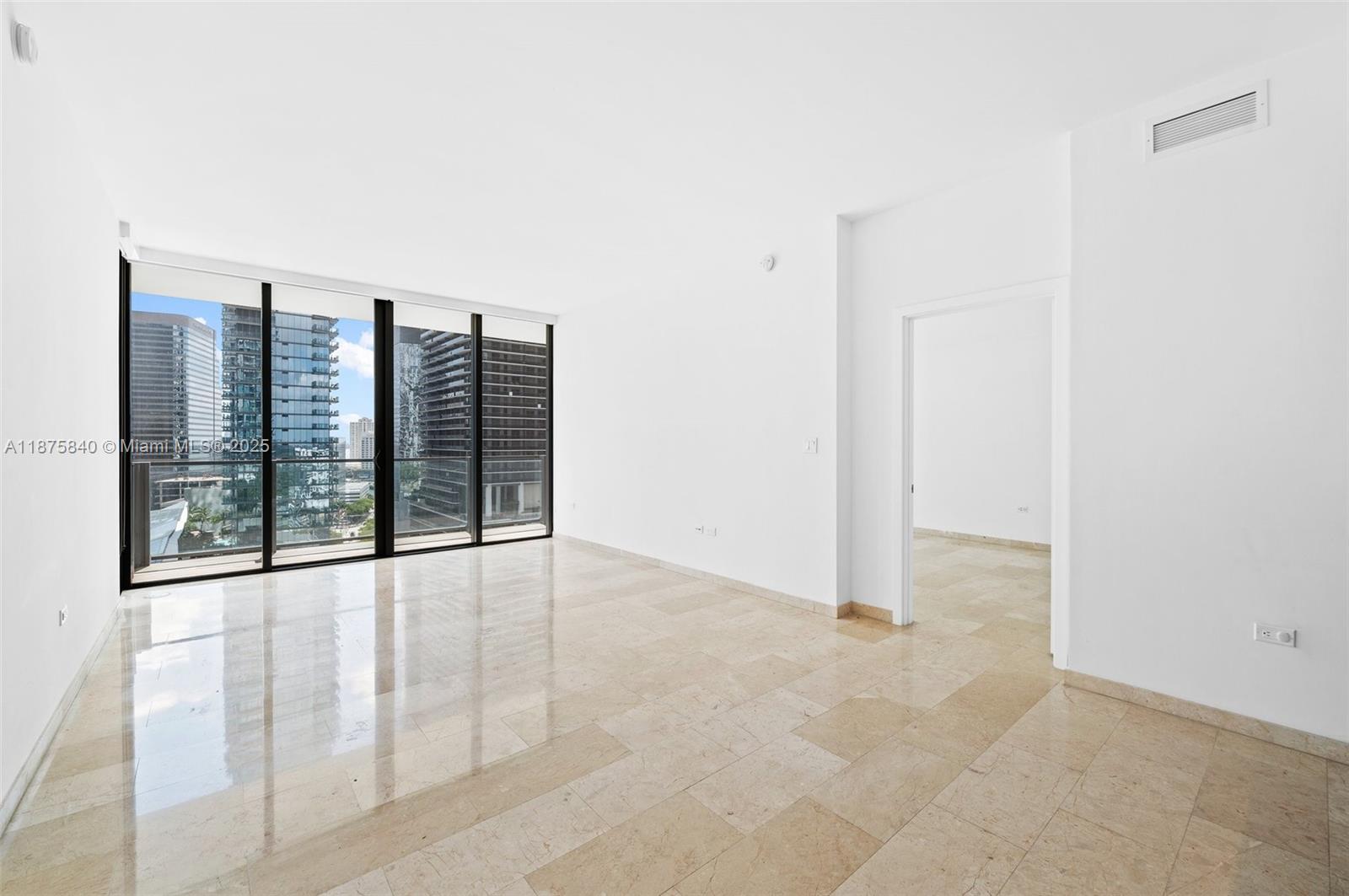 88 SW 7th St 1403