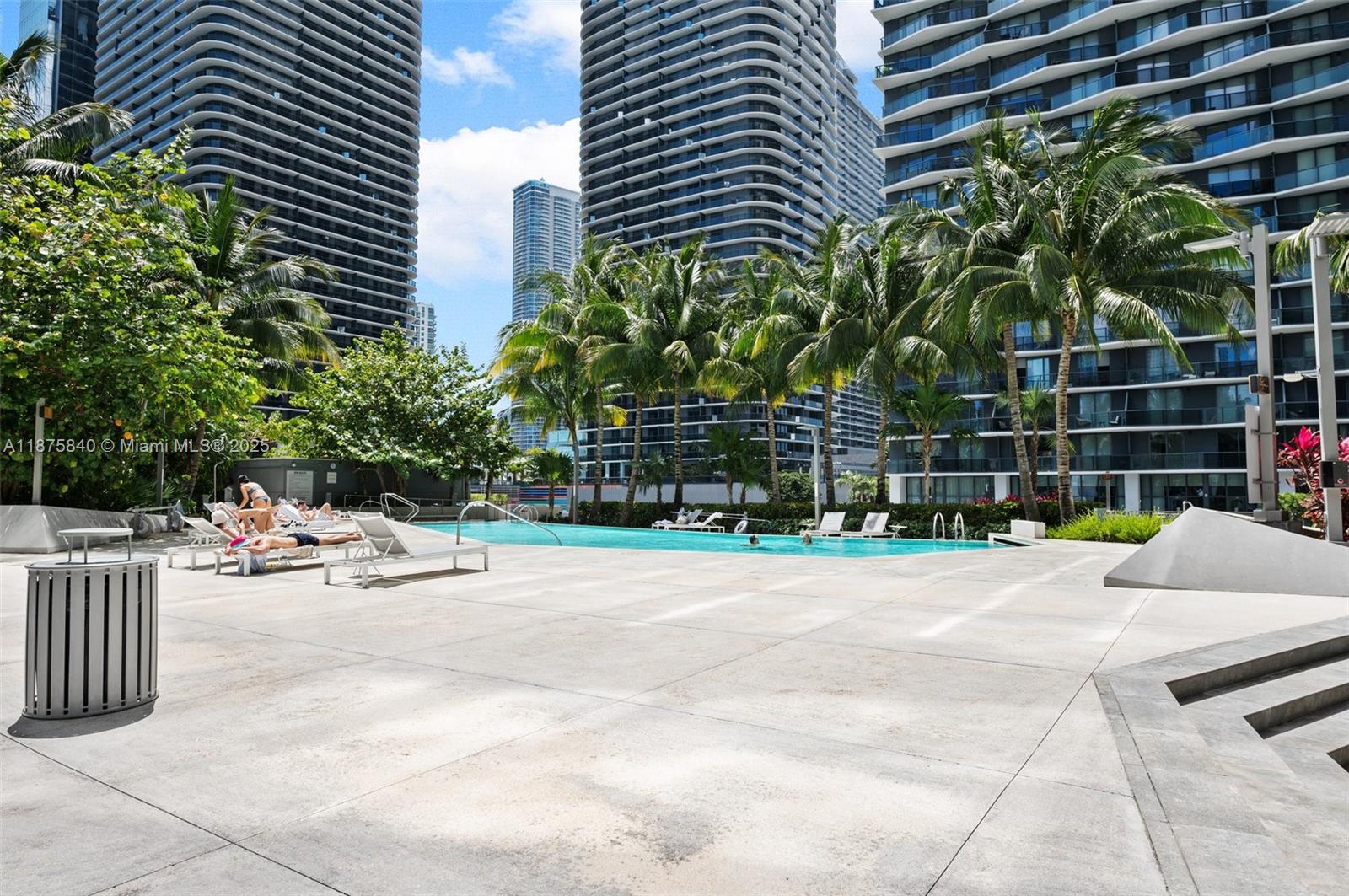 RISE CONDO - Residential Lease