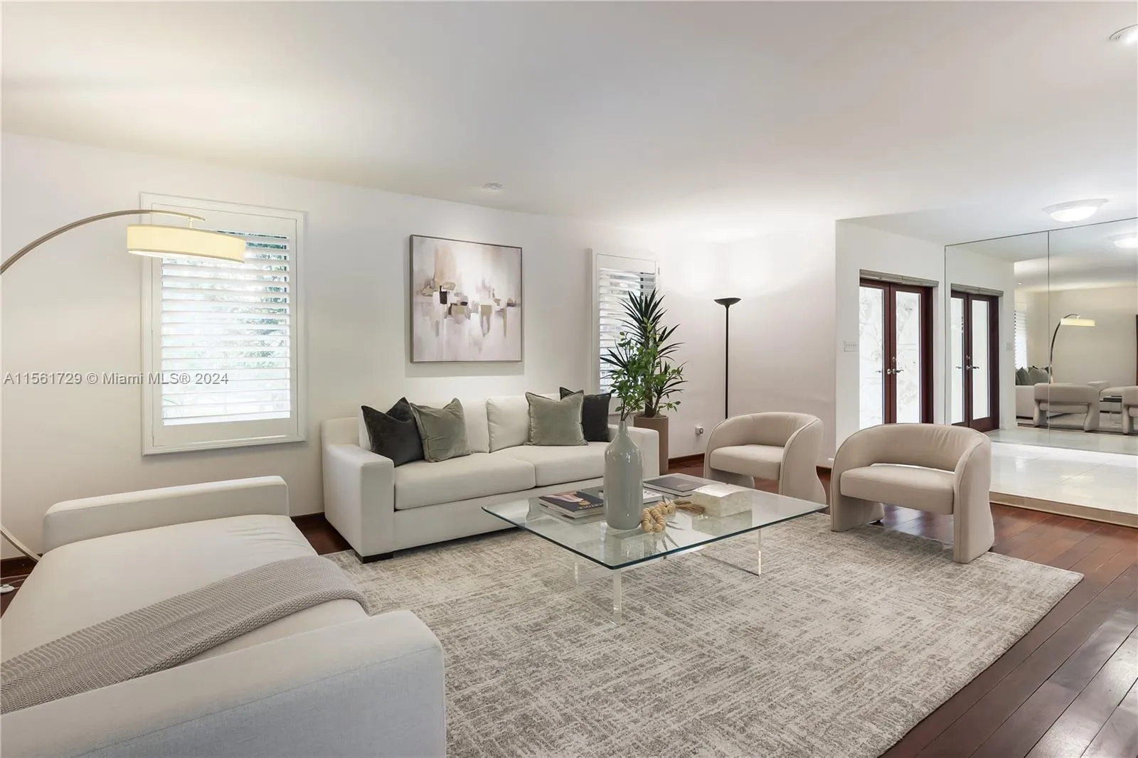 Coral Gables, Florida 33143, United States, 5 Bedrooms Bedrooms, ,4 BathroomsBathrooms,Residential,Pending,61518