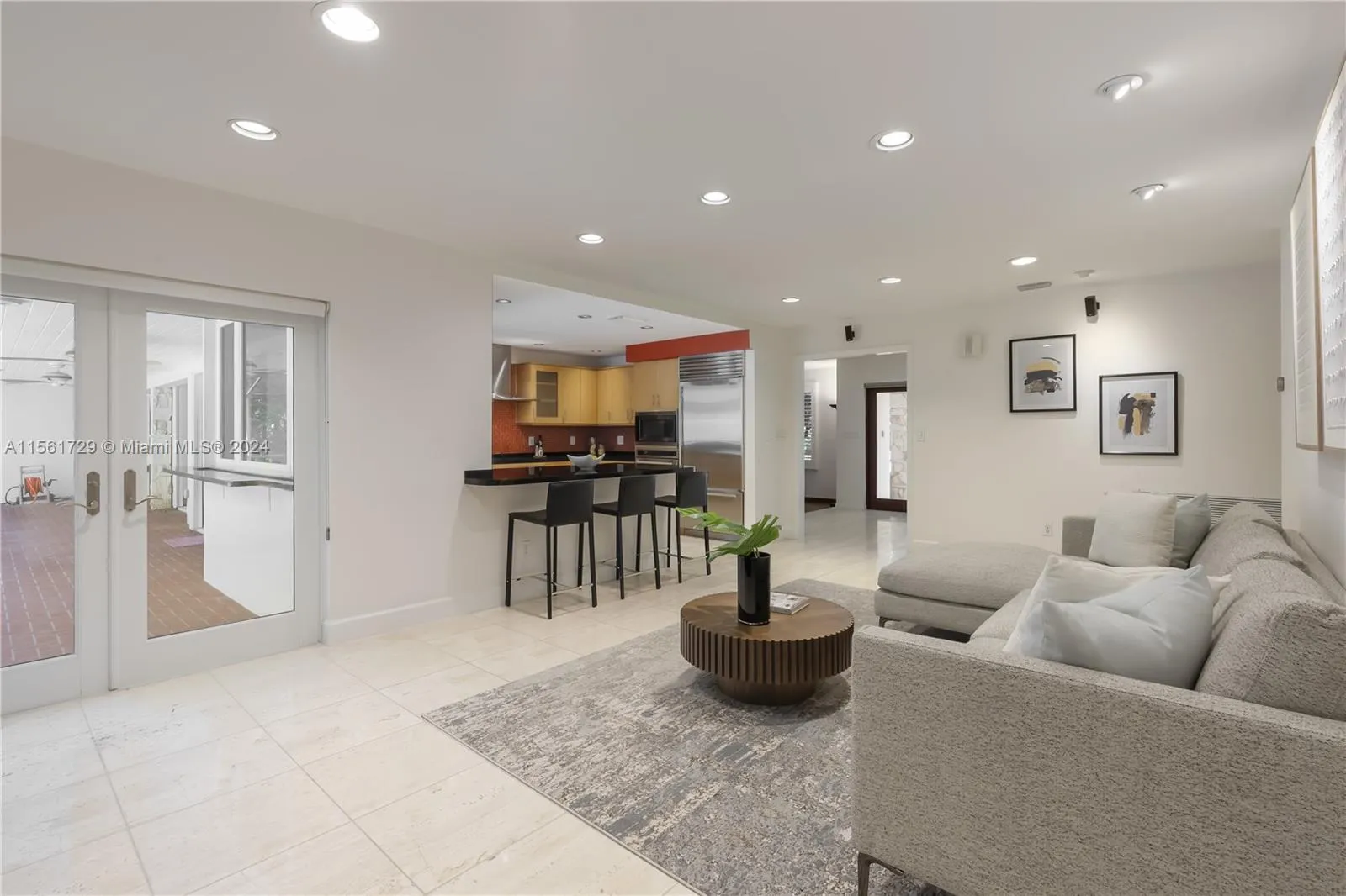 Coral Gables, Florida 33143, United States, 5 Bedrooms Bedrooms, ,4 BathroomsBathrooms,Residential,Pending,61518