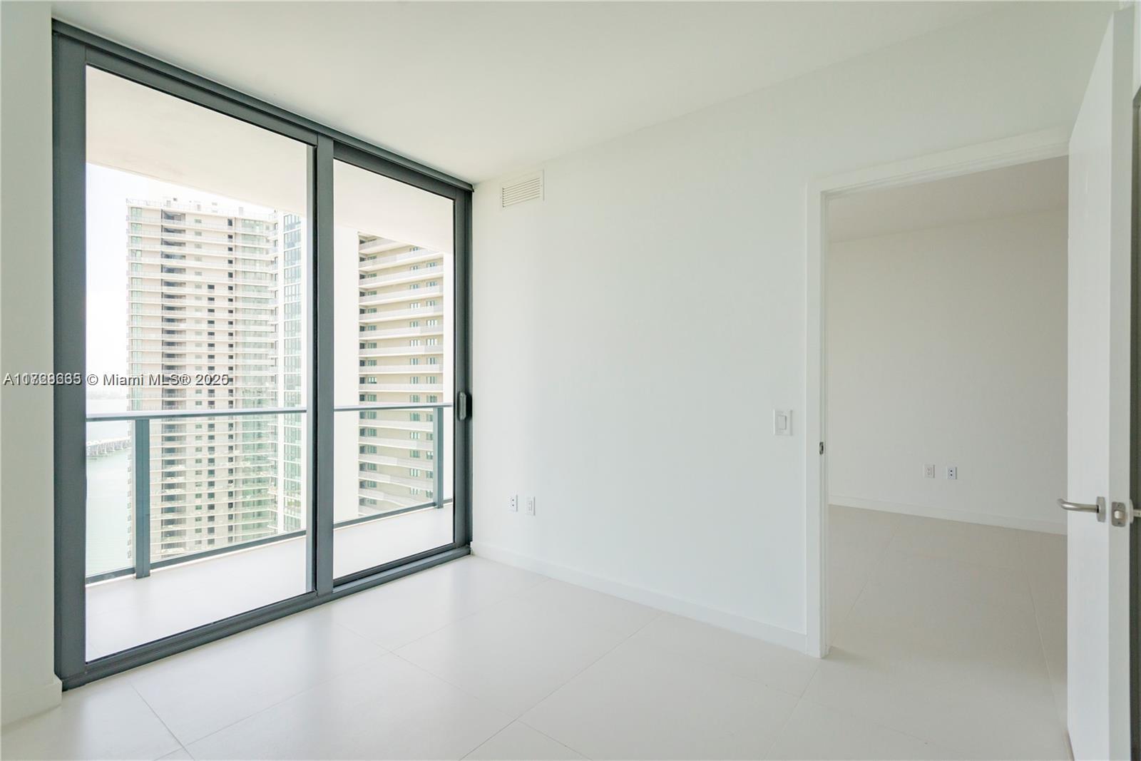 PARAISO BAYVIEWS CONDO - Residential