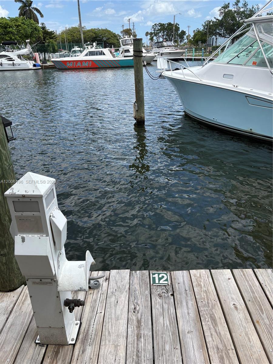 2415 NW 16th St Rd #12