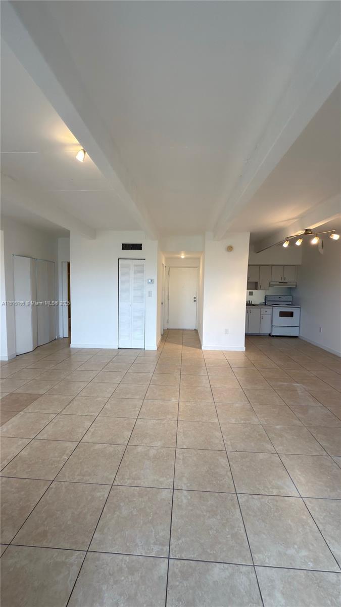 South Shore Condo - Residential Lease