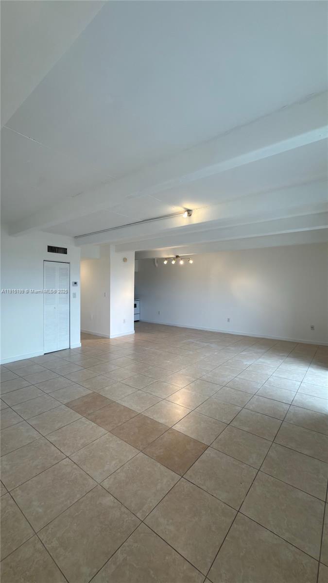 South Shore Condo - Residential Lease