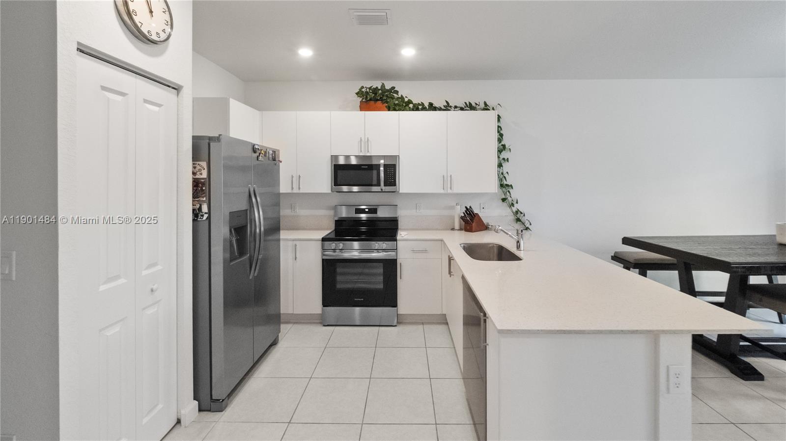 CALCUTTA FIRST ADDITION - Residential