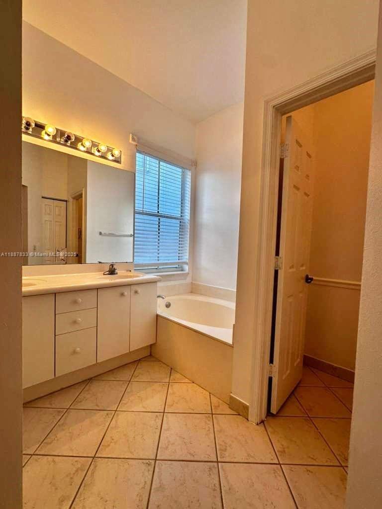 SECTOR 2- The Glades - Residential Lease