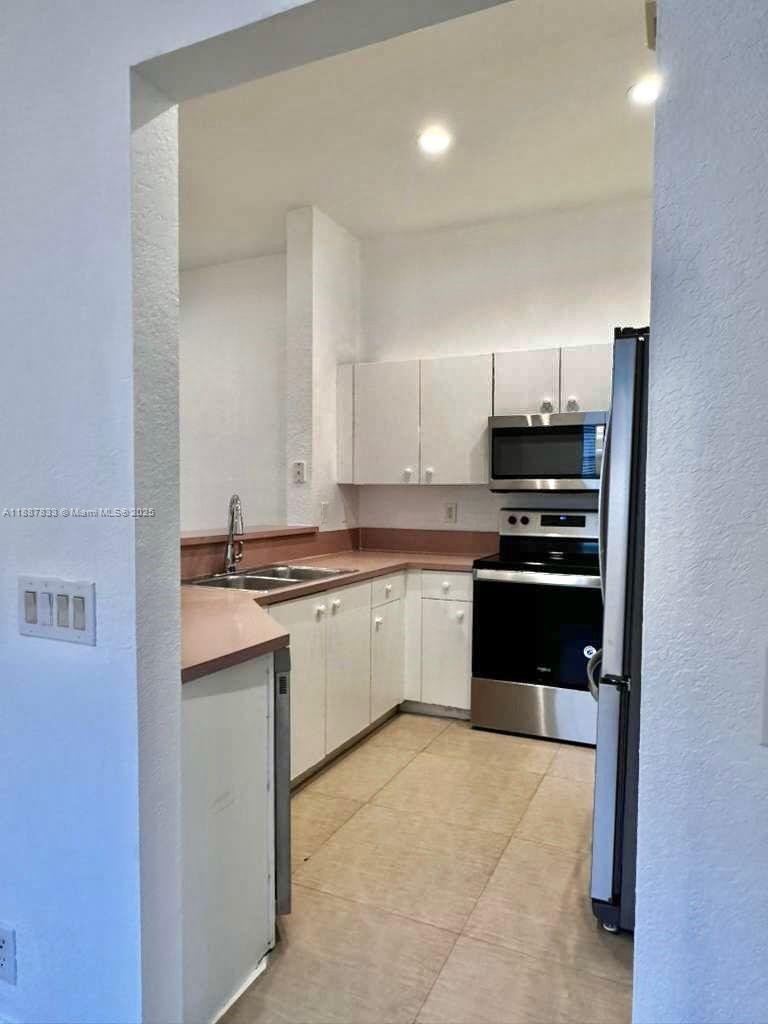 SECTOR 2- The Glades - Residential Lease