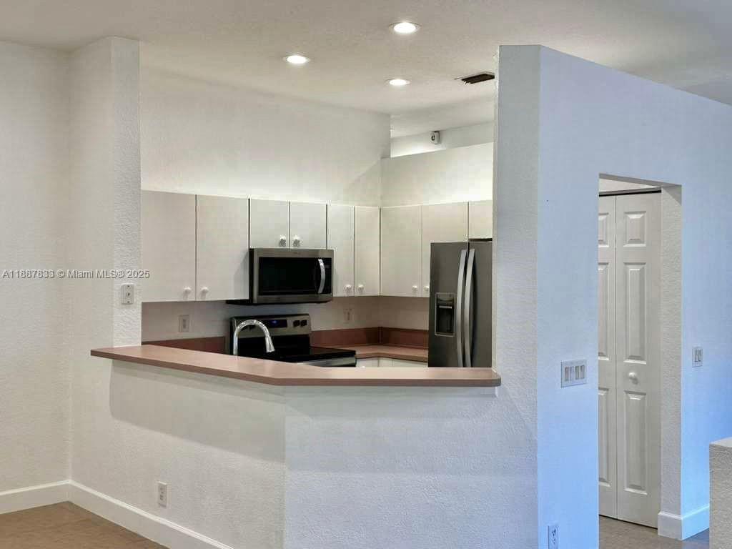 SECTOR 2- The Glades - Residential Lease
