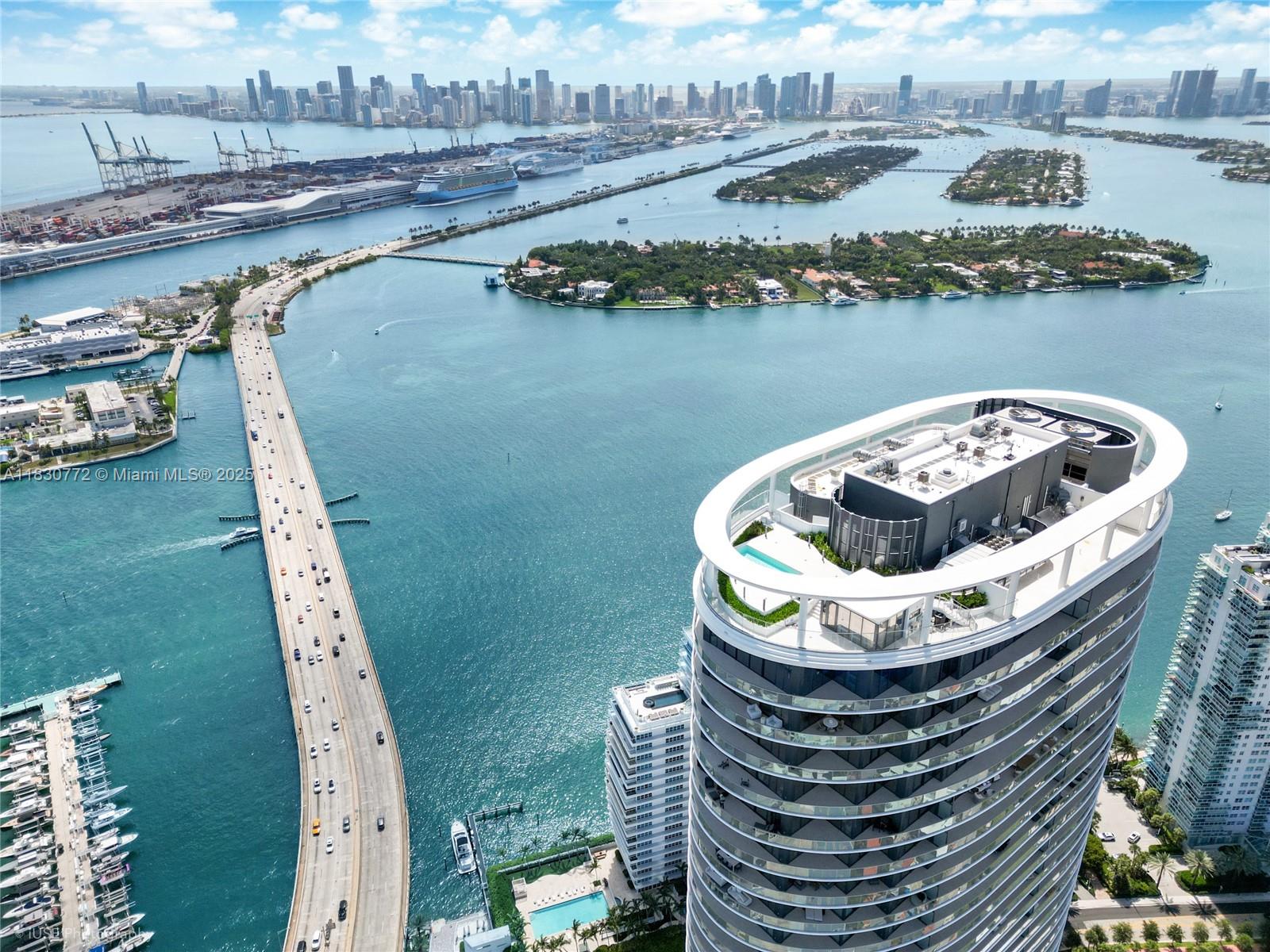 FIVE PARK CONDO - Residential