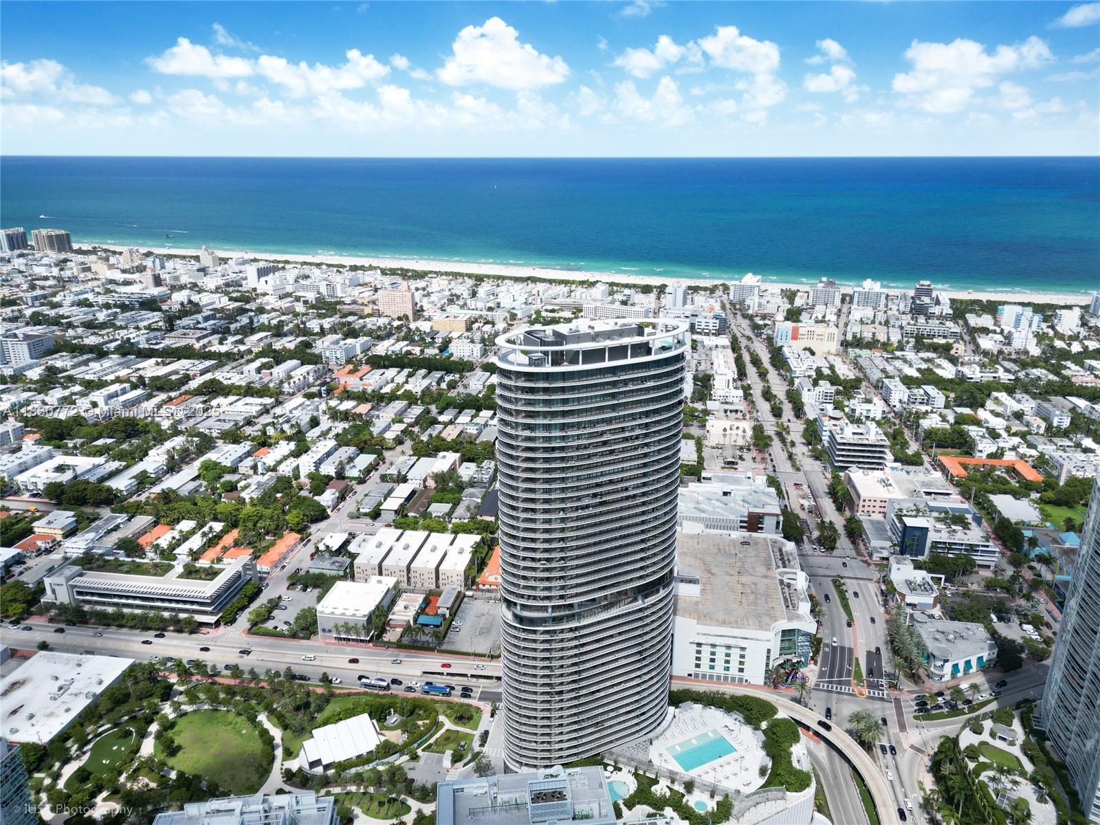 FIVE PARK CONDO - Residential