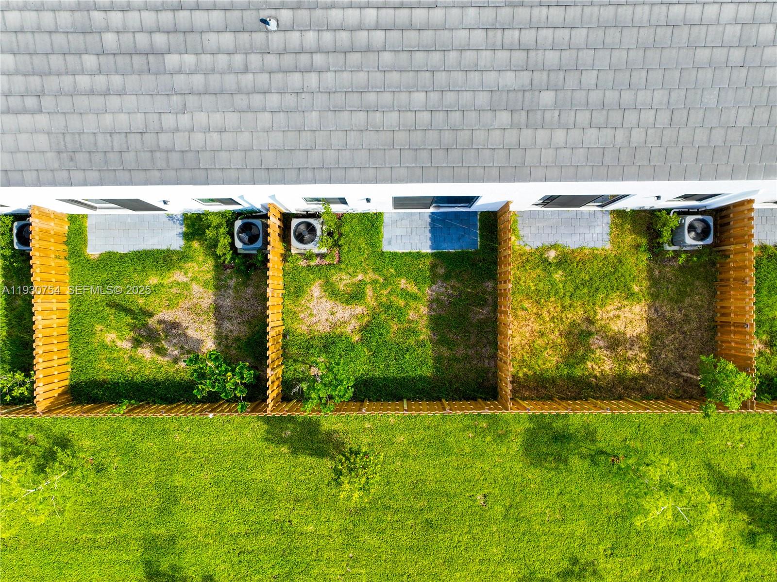 CENTURY PARK SQUARE - Residential