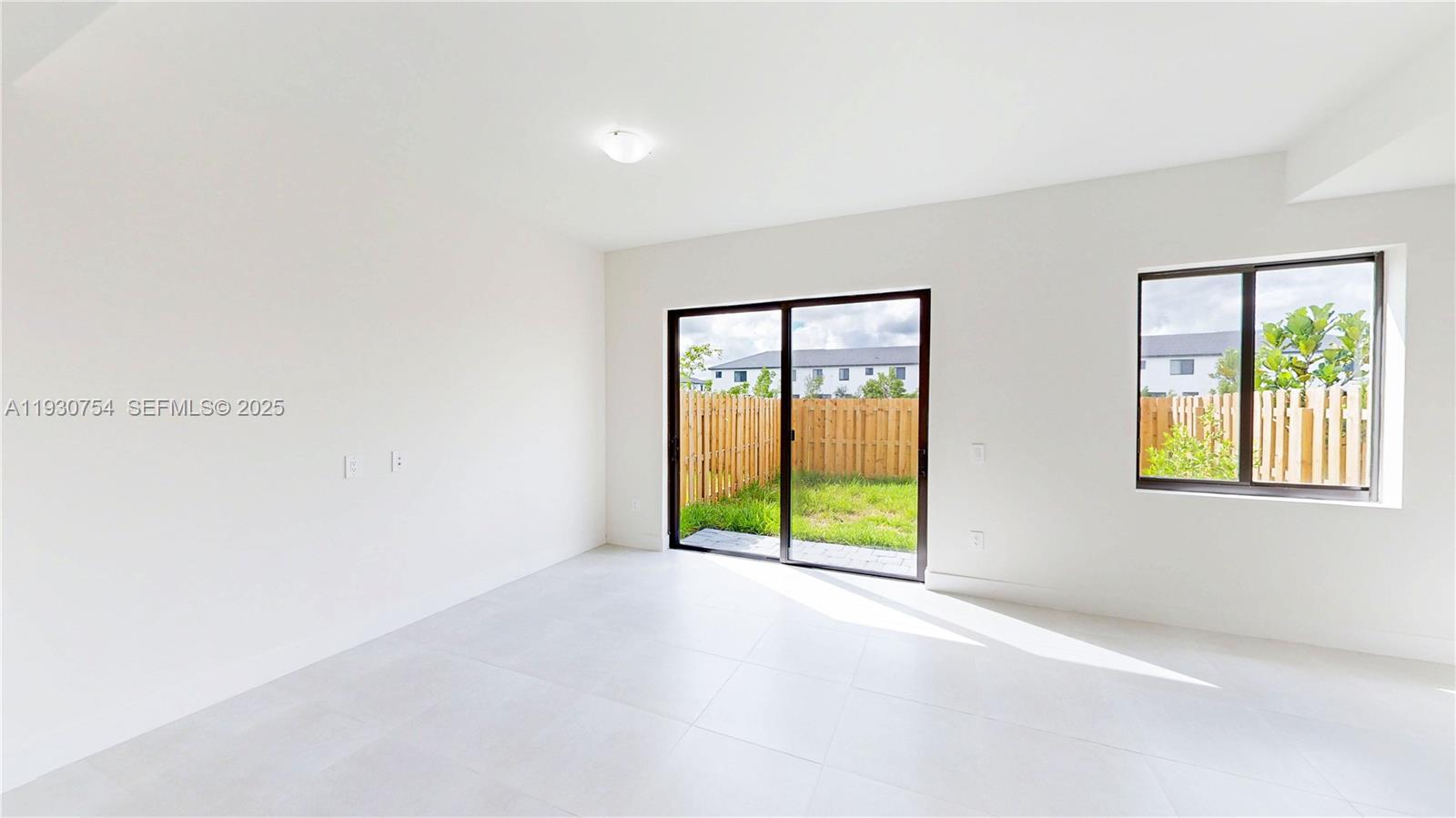 CENTURY PARK SQUARE - Residential