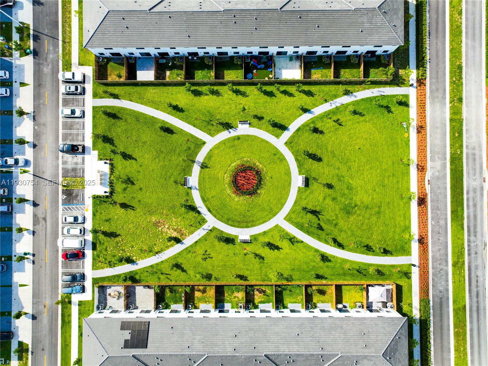 CENTURY PARK SQUARE - Residential