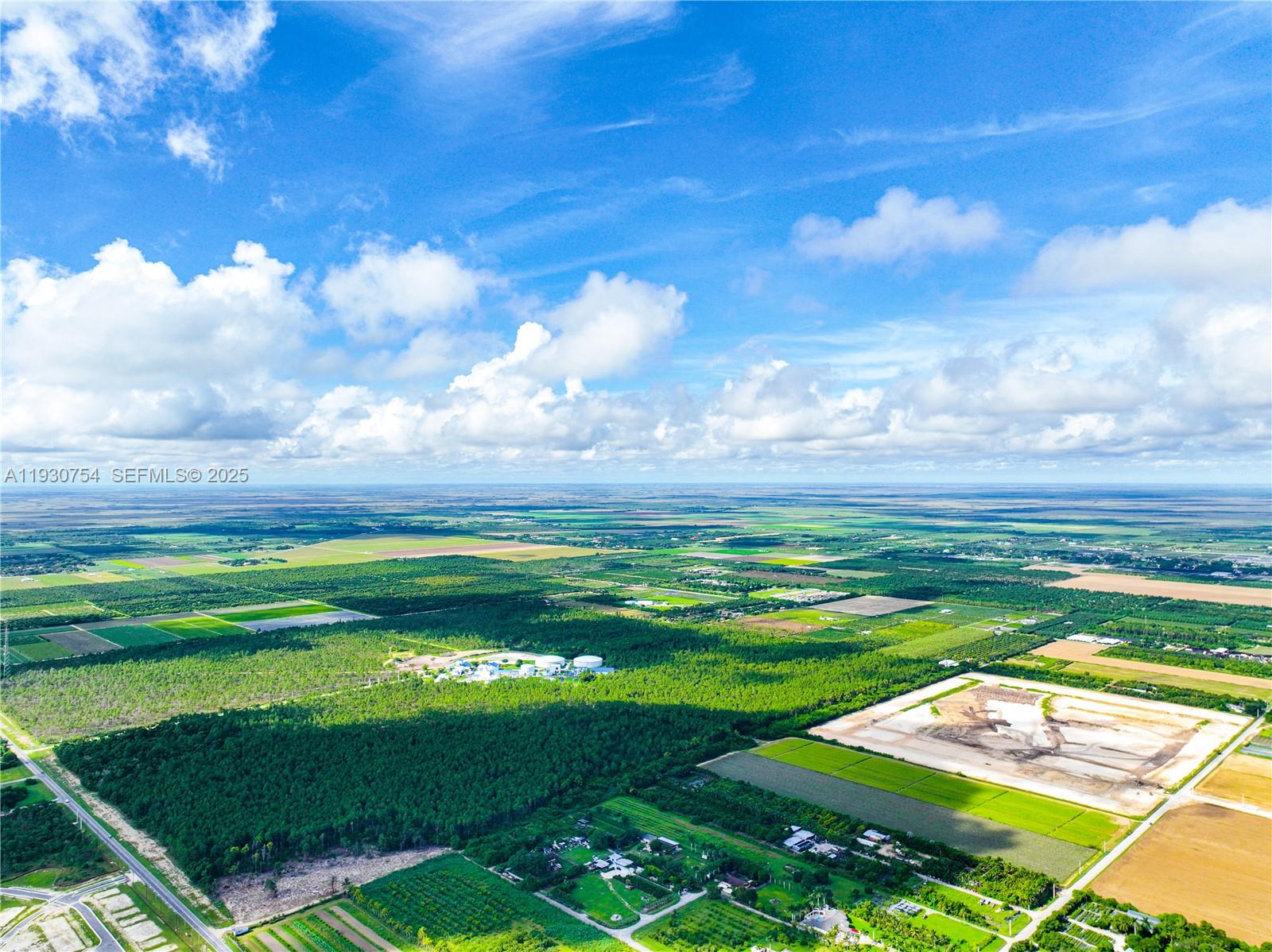 CENTURY PARK SQUARE - Residential