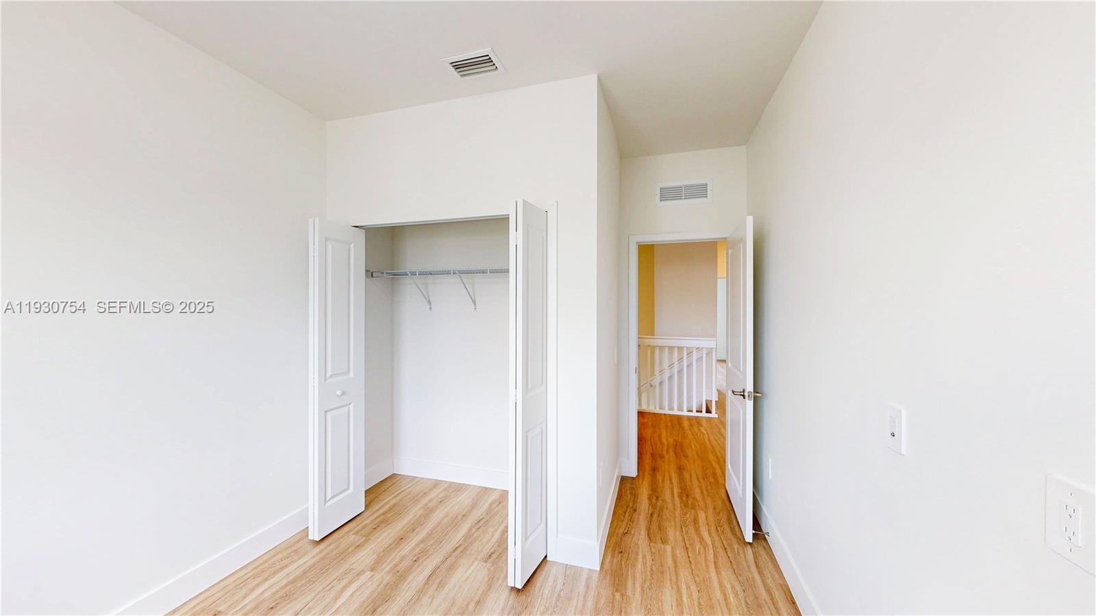 CENTURY PARK SQUARE - Residential