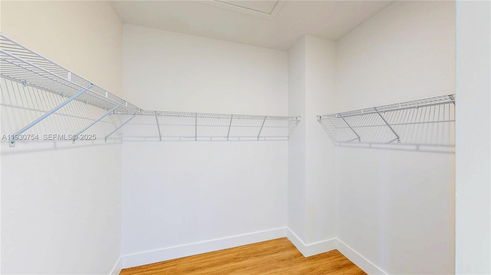 CENTURY PARK SQUARE - Residential