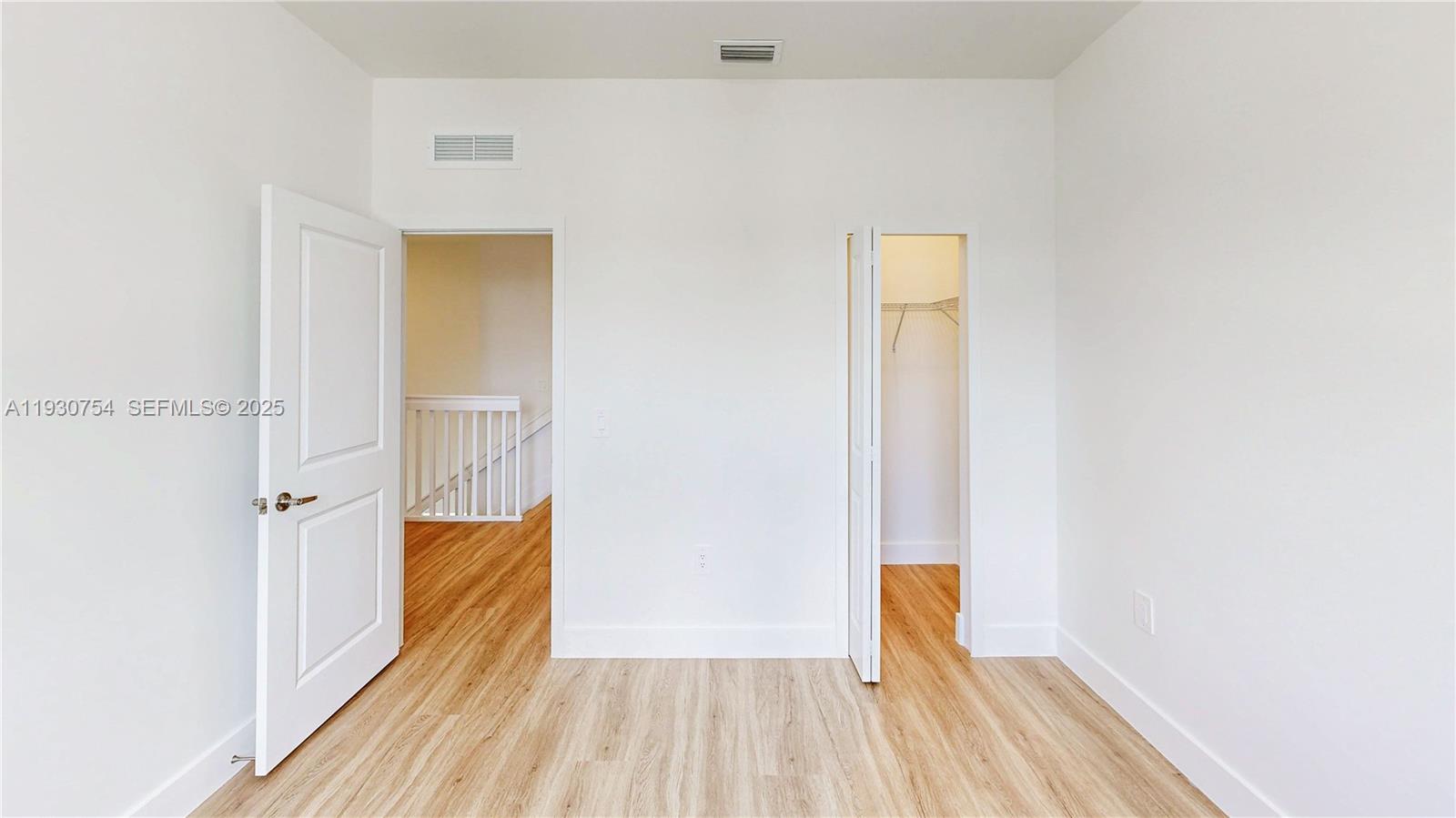 CENTURY PARK SQUARE - Residential