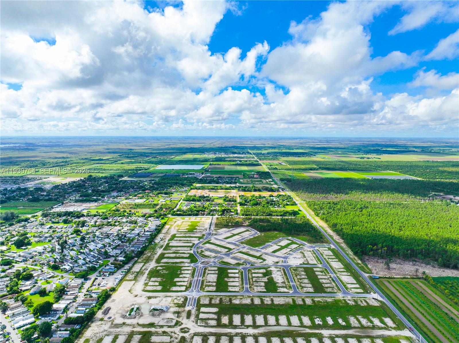 CENTURY PARK SQUARE - Residential