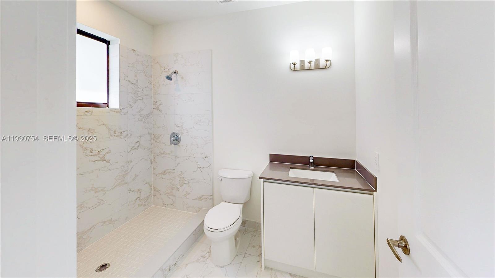 CENTURY PARK SQUARE - Residential