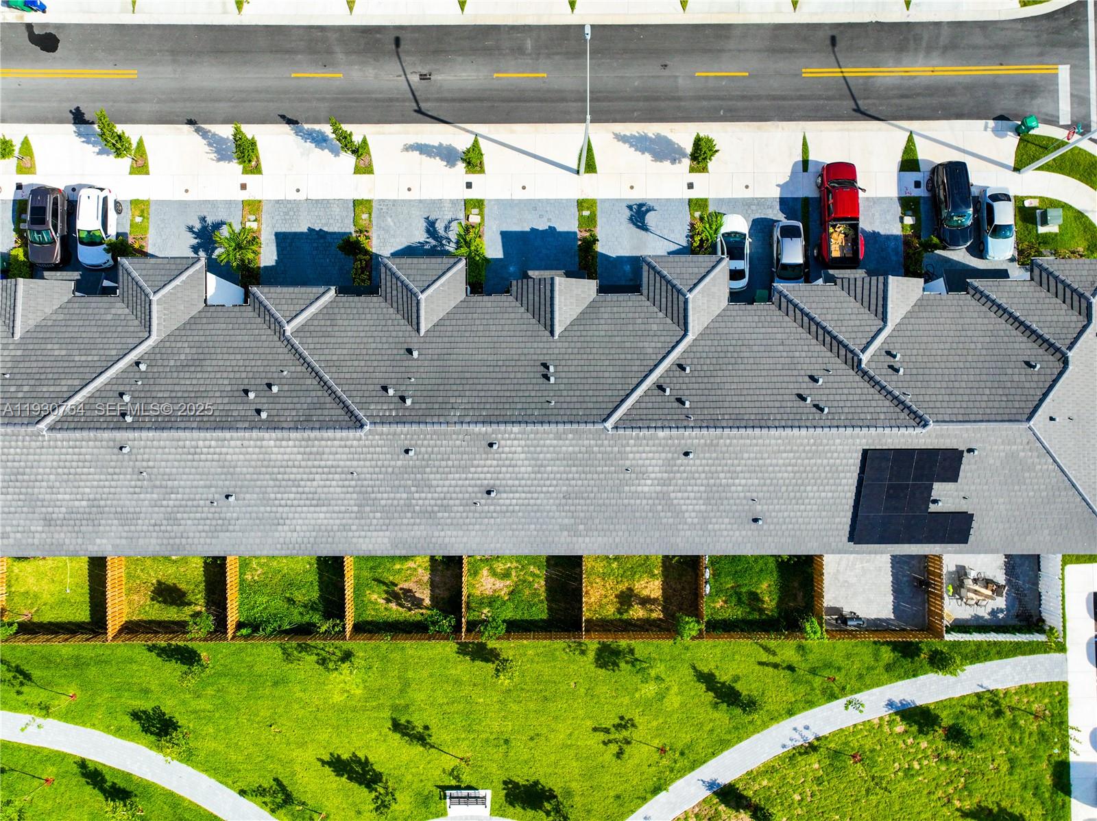 CENTURY PARK SQUARE - Residential