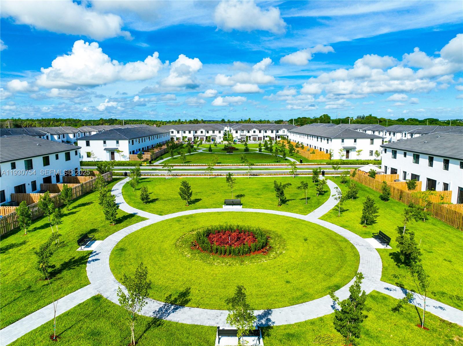 CENTURY PARK SQUARE - Residential