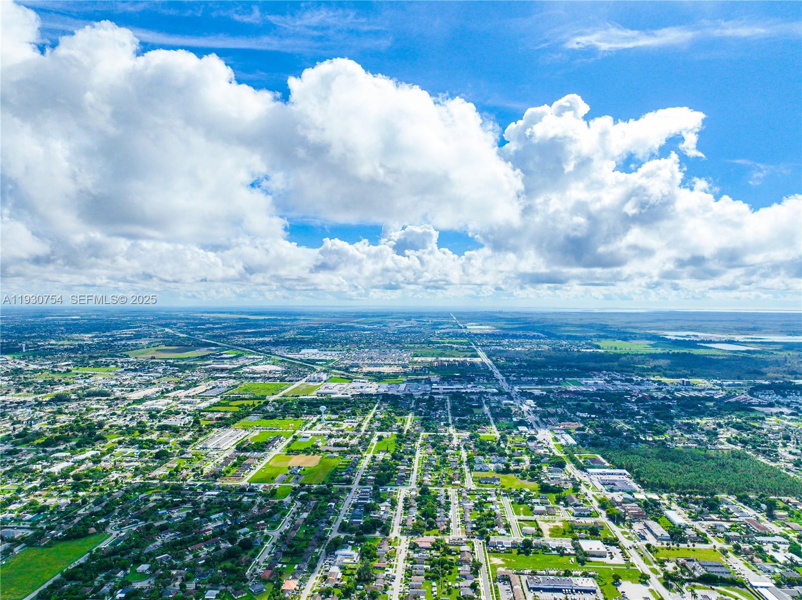 CENTURY PARK SQUARE - Residential