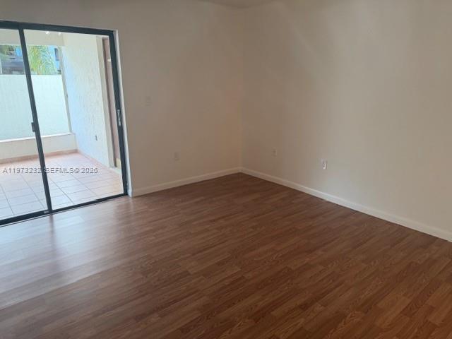 KENLAND POINTE CONDO II - Residential