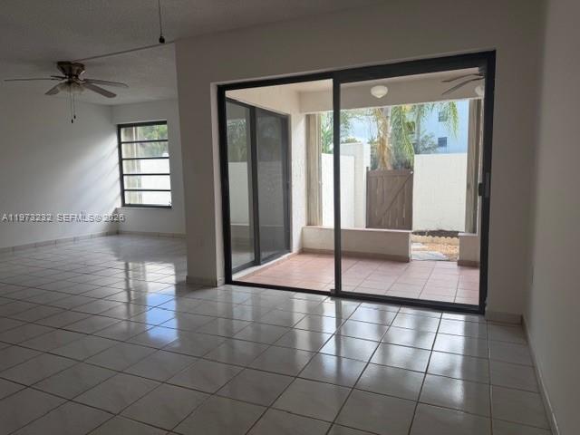 KENLAND POINTE CONDO II - Residential