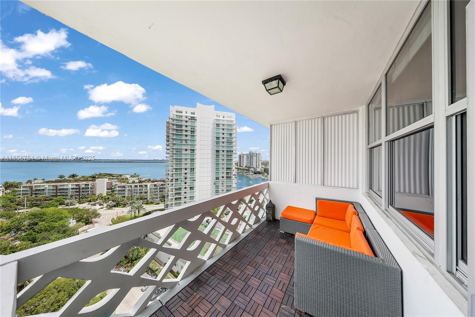20 Island Ave 1502