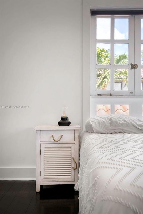 Tiny photo for 4206 Alhambra Cir, Coral Gables, FL 33146 (MLS # A11989813)