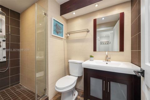 Tiny photo for 4206 Alhambra Cir, Coral Gables, FL 33146 (MLS # A11989813)