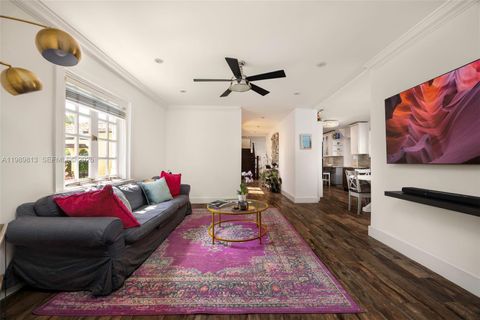 Tiny photo for 4206 Alhambra Cir, Coral Gables, FL 33146 (MLS # A11989813)