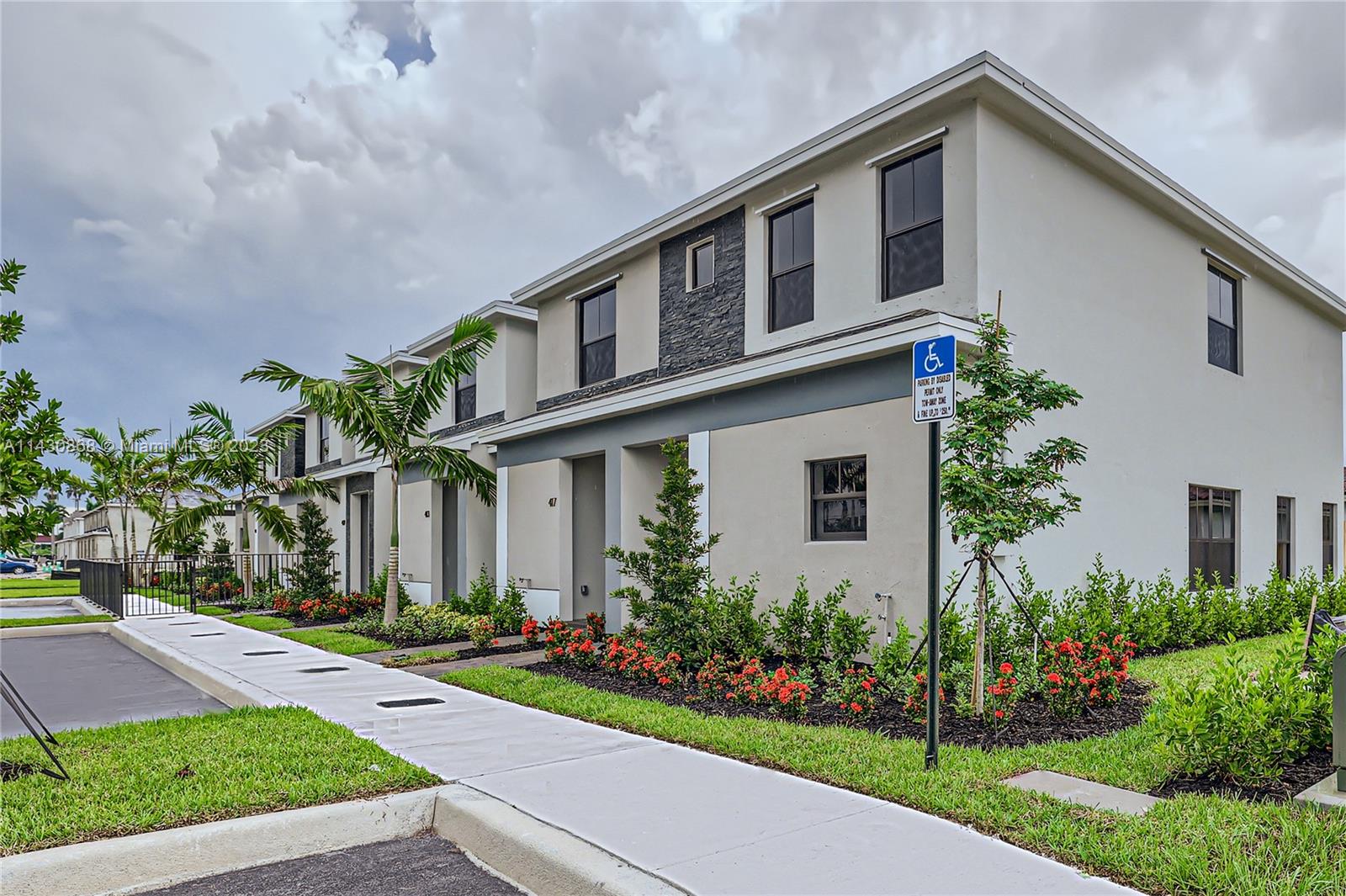 Sebastian Isles - Residential