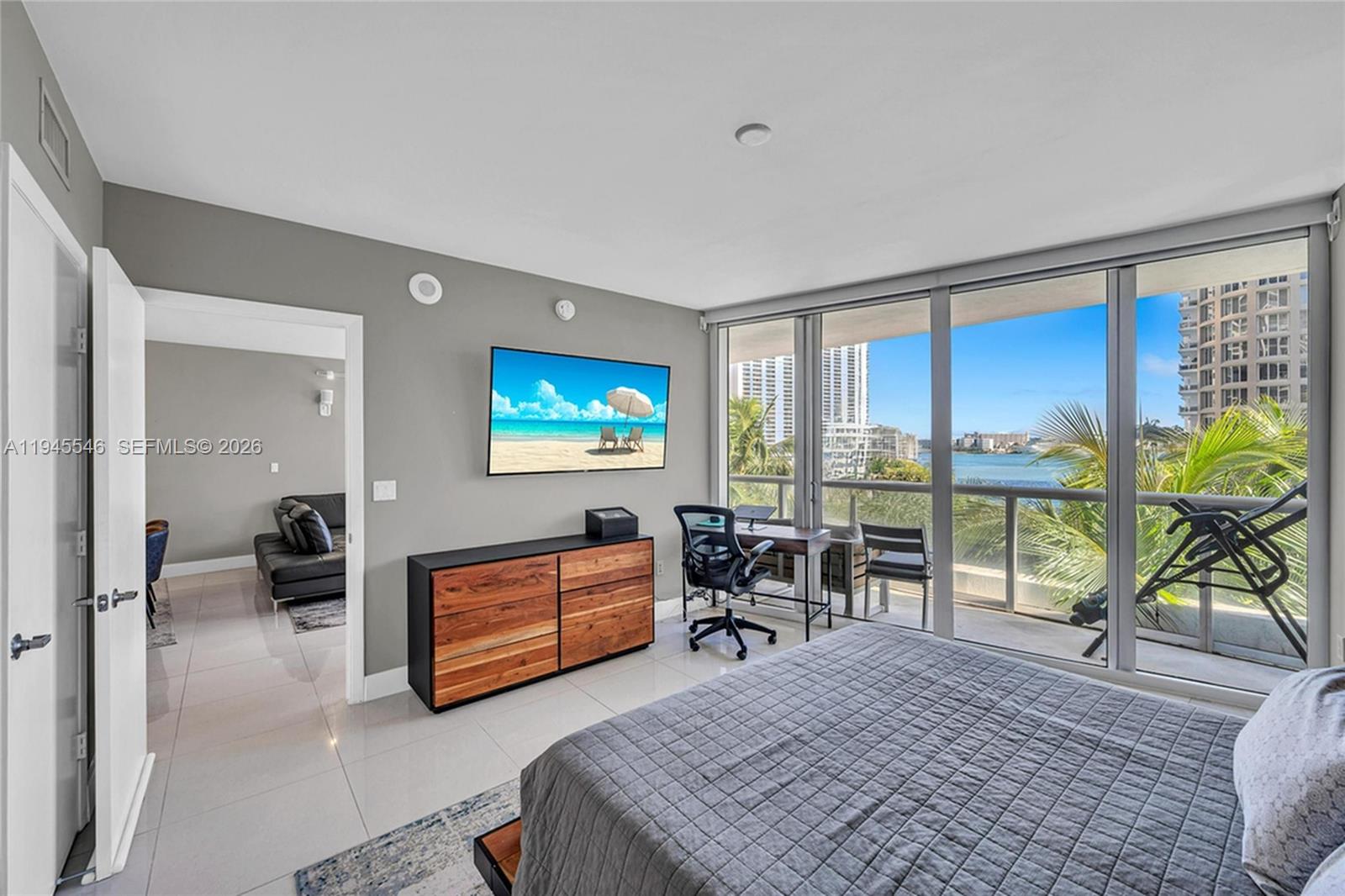 ICONBRICKELL CONDO NO 1 - Residential