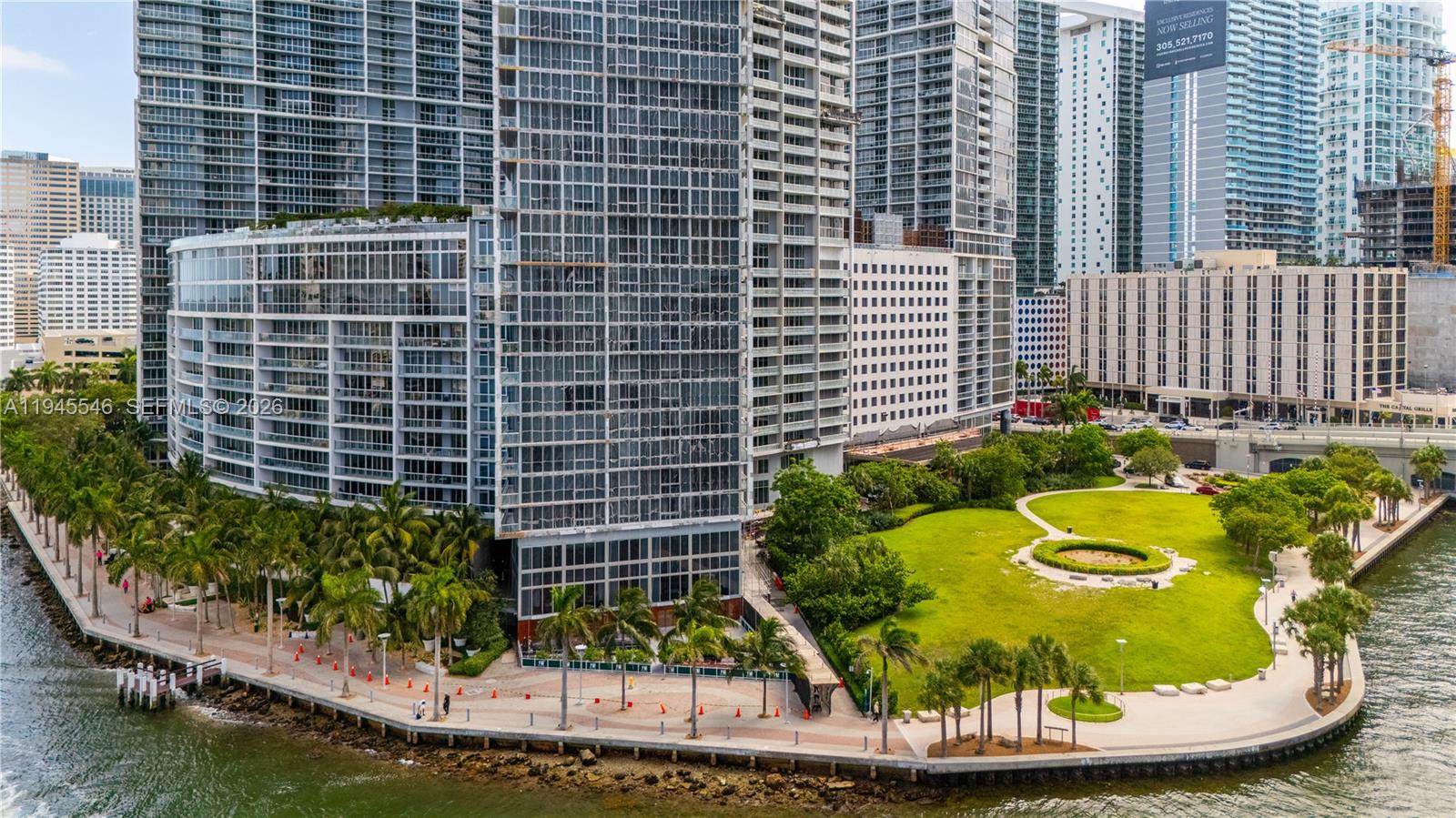 ICONBRICKELL CONDO NO 1 - Residential