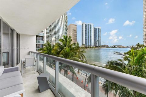 465 Brickell Ave 417 Miami FL 33131