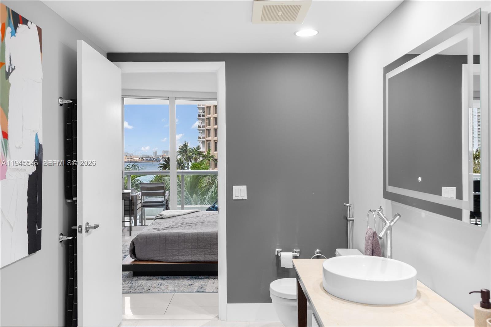 ICONBRICKELL CONDO NO 1 - Residential