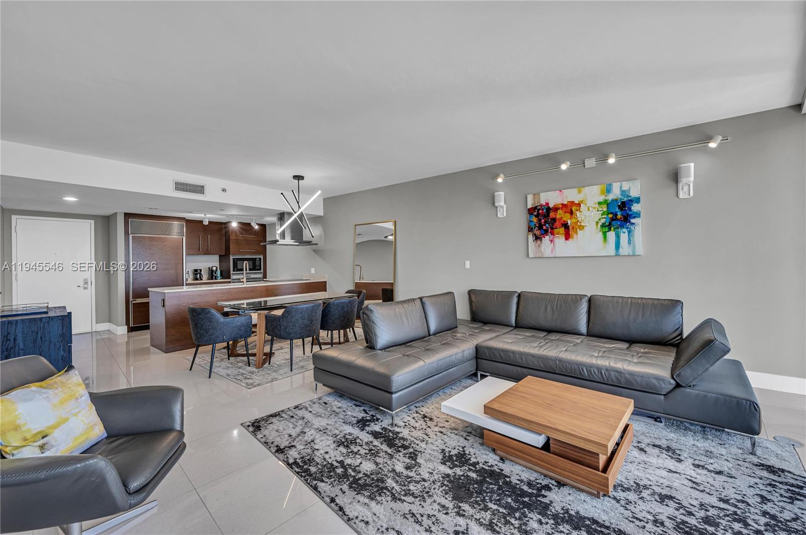 ICONBRICKELL CONDO NO 1 - Residential