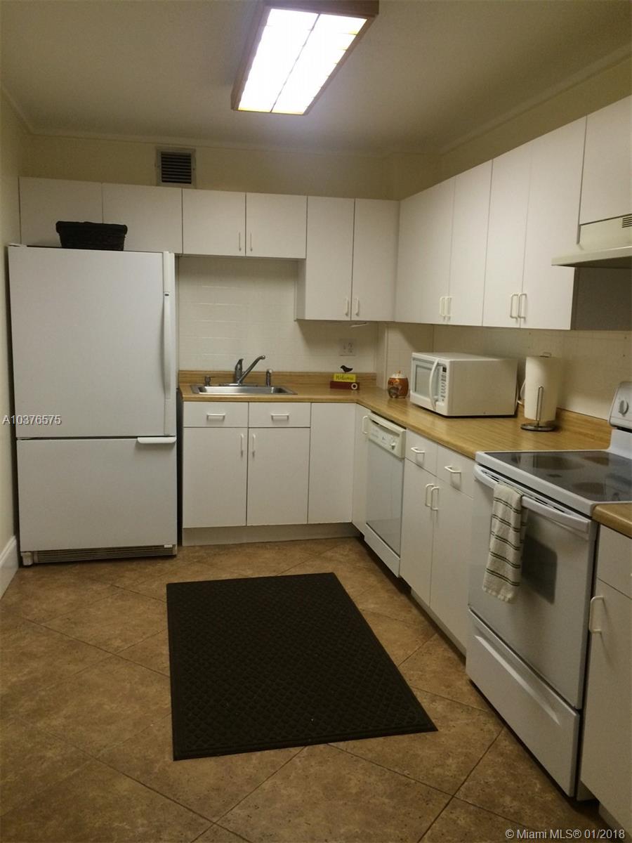 OLYMPUS CONDO PH A - Residential Lease