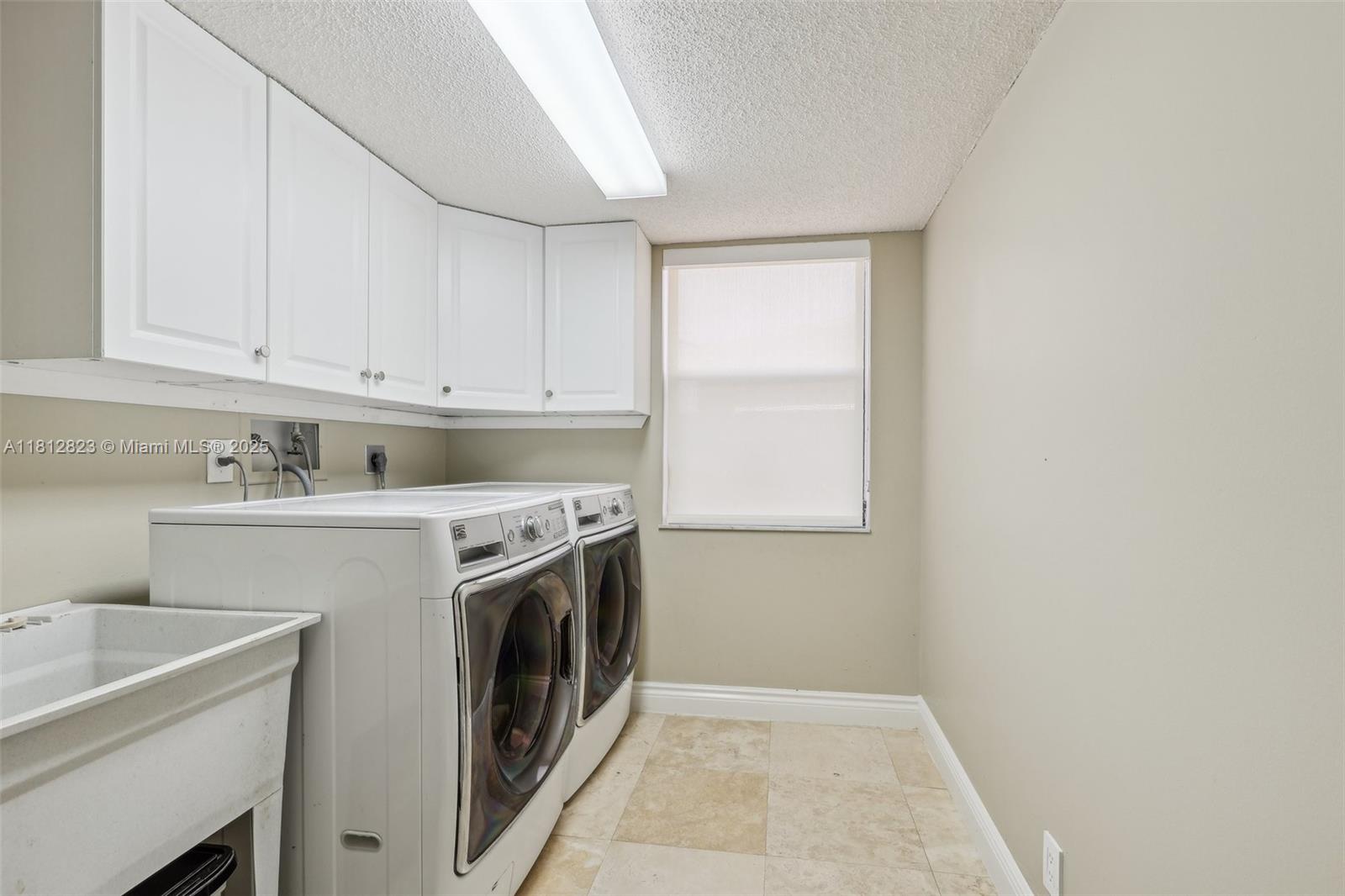 FALCONS LEA - Residential