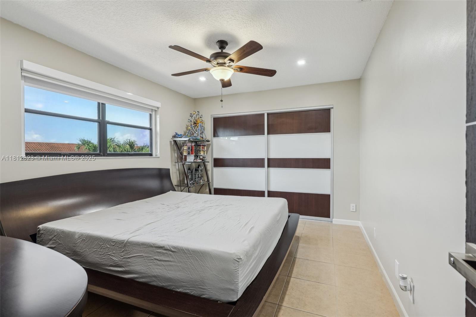 FALCONS LEA - Residential