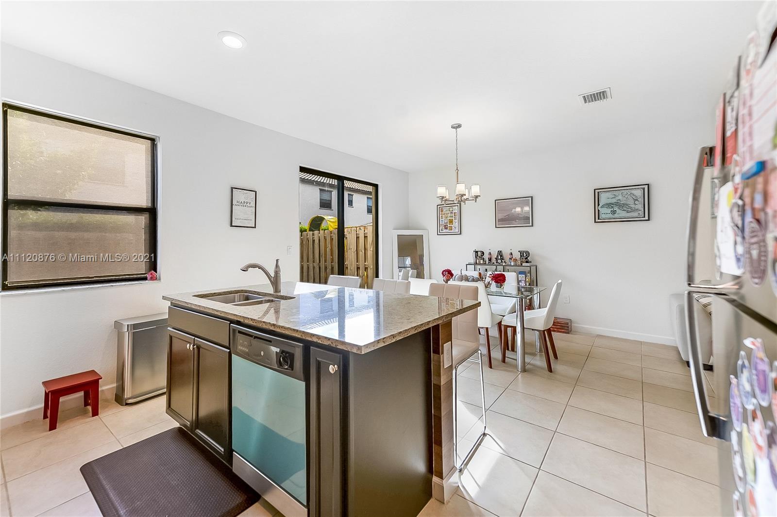 COCO PALM ESTATES - Residential