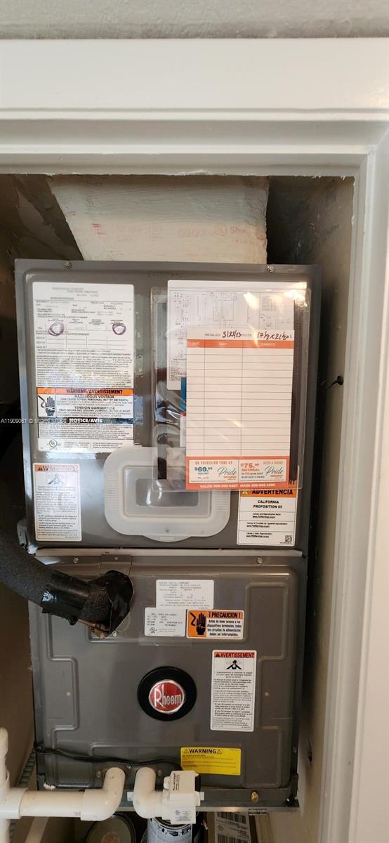 SUNRISE LAKES 139 CONDO - Residential