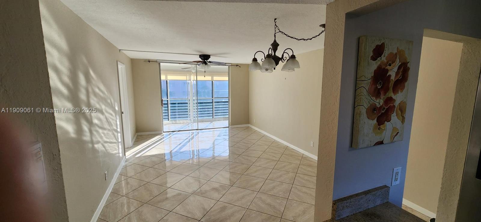 9620 Sunrise Lakes Blvd 211